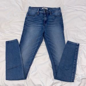 Abercrombie & Fitch skinny jeans